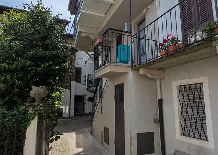Casa Nicolo Vista Feriehus Stresa
